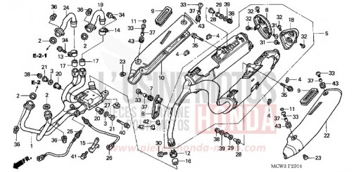 SILENCIEUX D'ECHAPPEMENT (VFR8004/5) (VFR800A4/5) VFR8004 de 2004